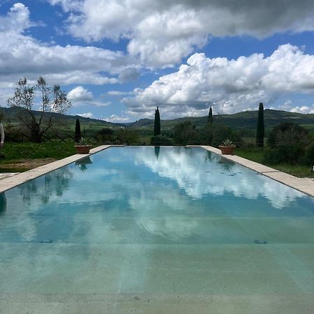 Agriturismo Le Sorbelle D'Orcia Con Piscina 피엔자 외부 사진