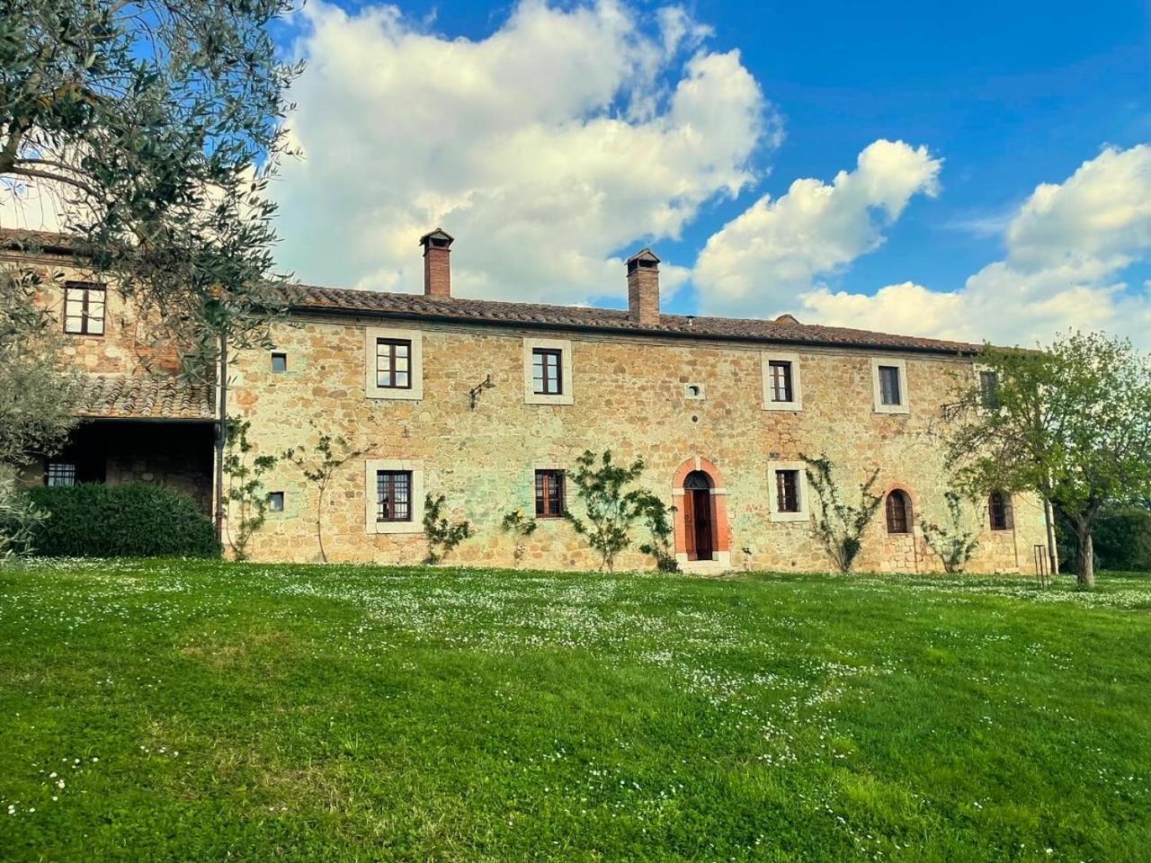 Agriturismo Le Sorbelle D'Orcia Con Piscina 피엔자 외부 사진