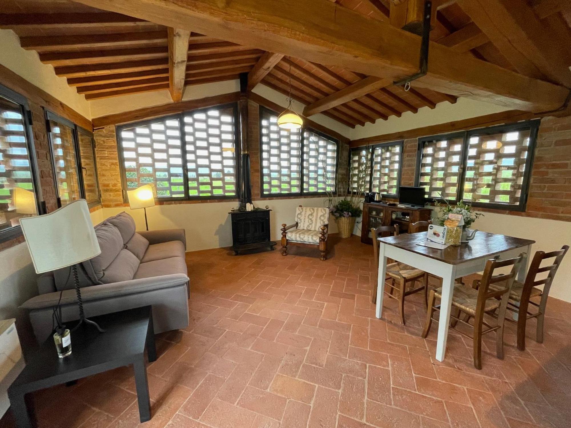 Agriturismo Le Sorbelle D'Orcia Con Piscina 피엔자 외부 사진
